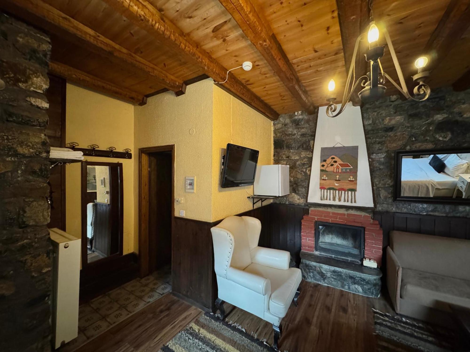 Chalet Asteras Tou Vorra Agios Athanasios  Eksteriør billede